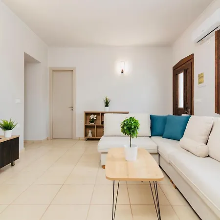 Astoria Limni Keriou Villa