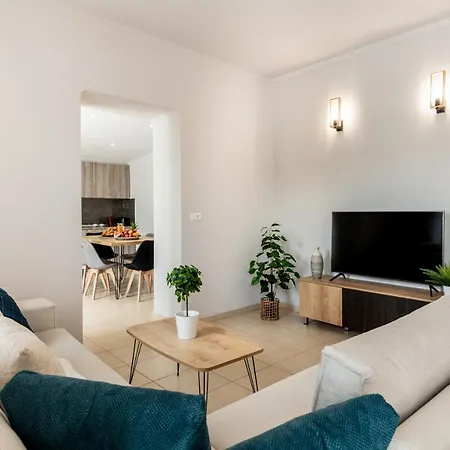 Astoria Limni Keriou Villa